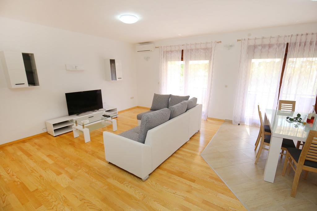 Apartment Borik Beach 86 ซาดาร์ ภายนอก รูปภาพ